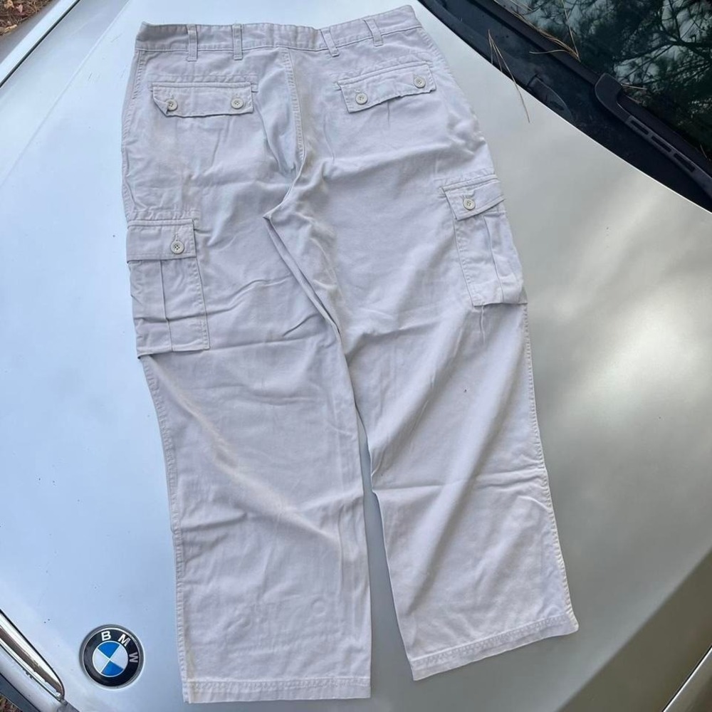White cream Arizona cargo pants with a relaxed fit